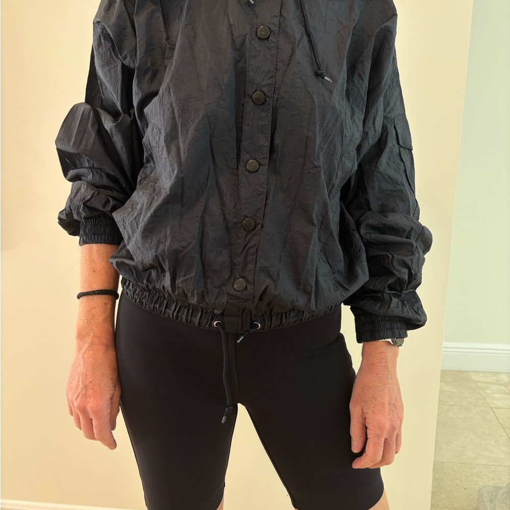 DKNY Black Button-Up Windbreaker Jacket + biker shorts